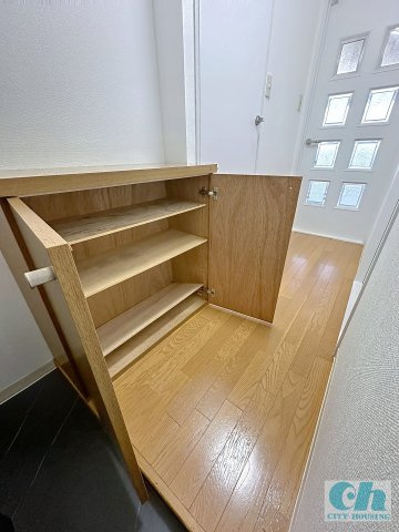 リヴェール多摩川 303号室の収納