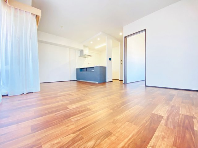 グラン・パレ大倉山ウエストタワーの居間・リビング|リビングダイニング