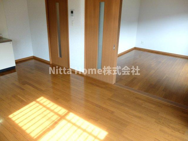 リバーサイドレジデンスＡの内装|扉を開けると広い空間に◎