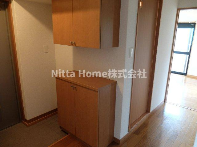 リバーサイドレジデンスＡの内装|シューズボックス付き！