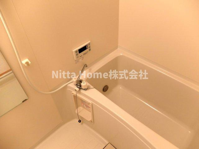 リバーサイドレジデンスＡの浴室|清潔感のあるバスルームです★