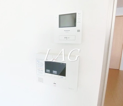 【セキュリティ】 | ソワーニュ | モニター付きインターホンになります。