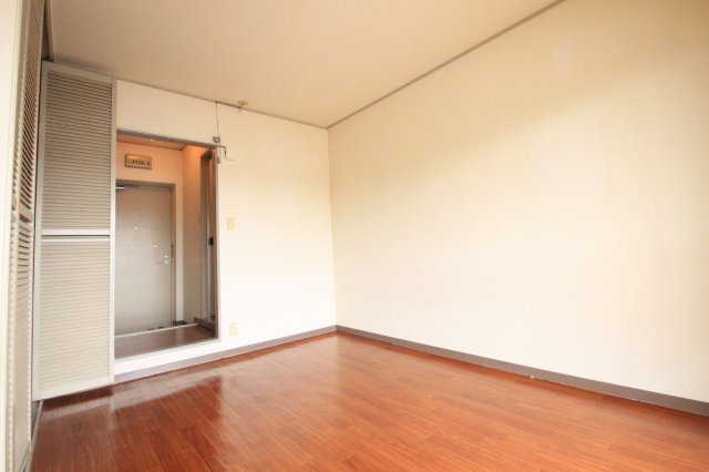 メゾン・スギの居間・リビング