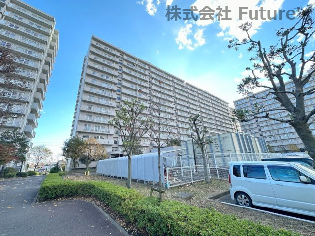 パークフィールドみさとテラ・ウエスト5街区2号館の外観|現地の写真になります。