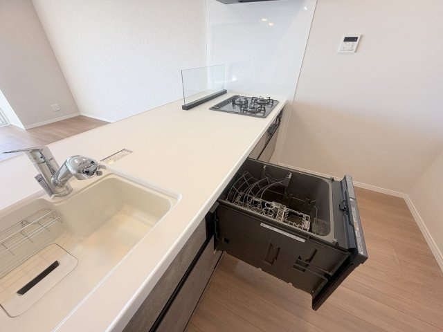 パークフィールドみさとテラ・ウエスト5街区2号館のキッチン|家事の時短につながる食洗機完備