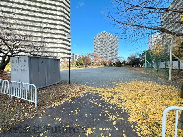 パークフィールドみさとテラ・ウエスト5街区2号館のその他共用部分|敷地内に公園があり子育て世帯にも嬉しいですね