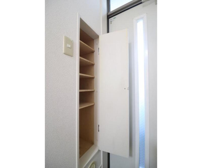 【玄関】 | メゾン太陽Ⅱ | シューズボックスで玄関すっきり♪