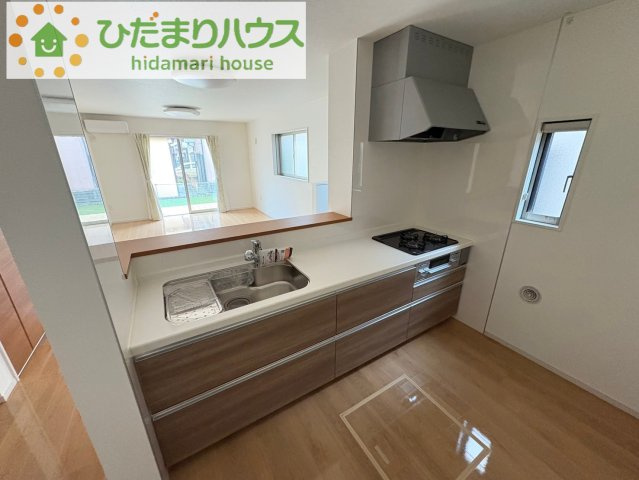 深谷市西大沼　中古一戸建てのキッチン