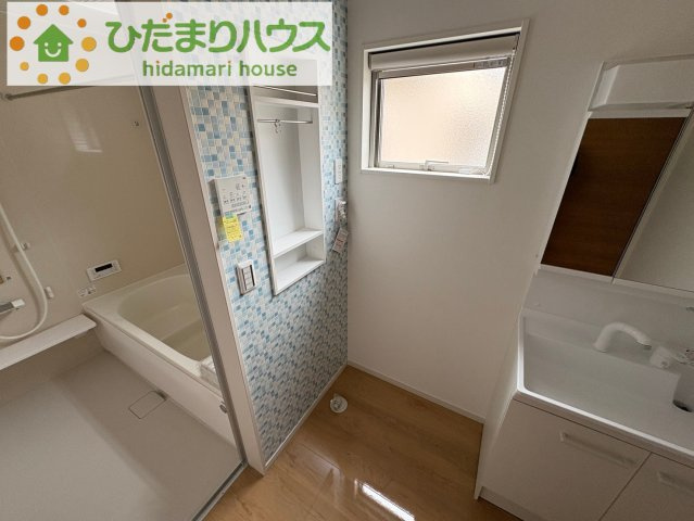 深谷市西大沼　中古一戸建ての脱衣所