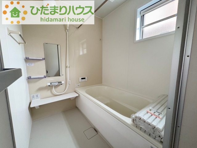 深谷市西大沼　中古一戸建ての浴室