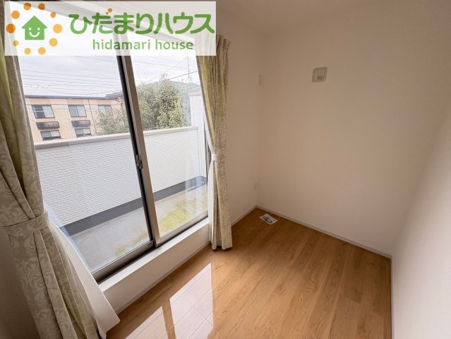 深谷市西大沼　中古一戸建ての洋室