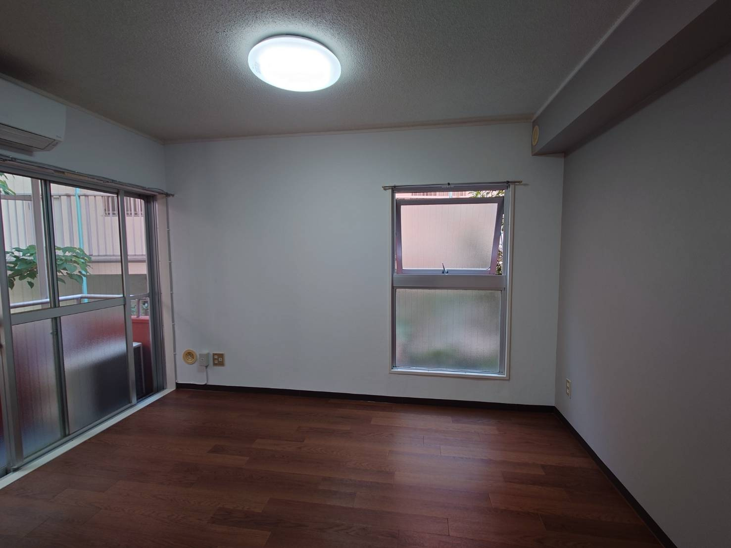 ジュネス荏原の洋室