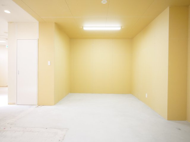 岡山市南区古新田の店舗一部の内装