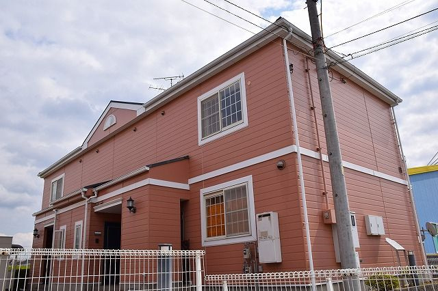 メゾンいかみＢの外観