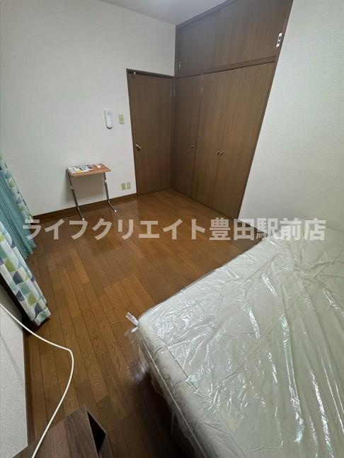 清水荘の洋室