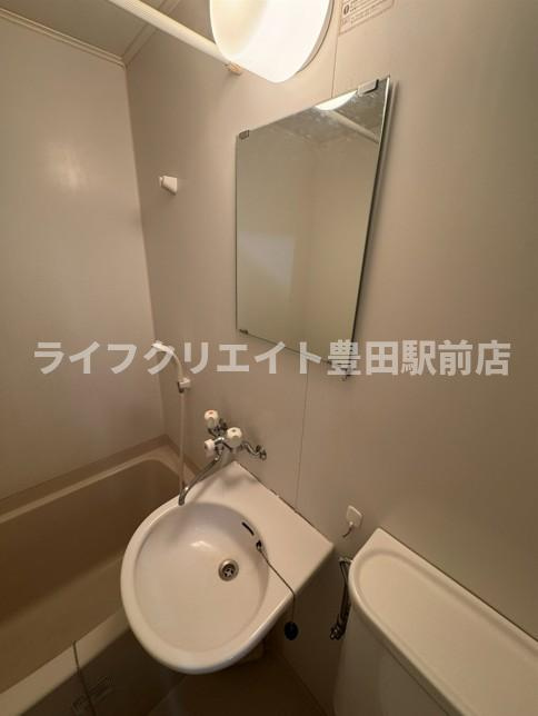 清水荘の洗面所
