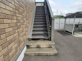 【エントランス】 | ハニーコート　Ｅ