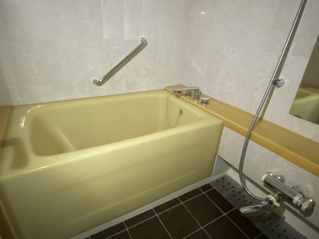 シーズ城ヶ崎の洋室