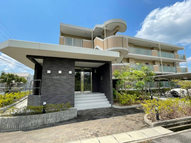 シャンブルミークの外観