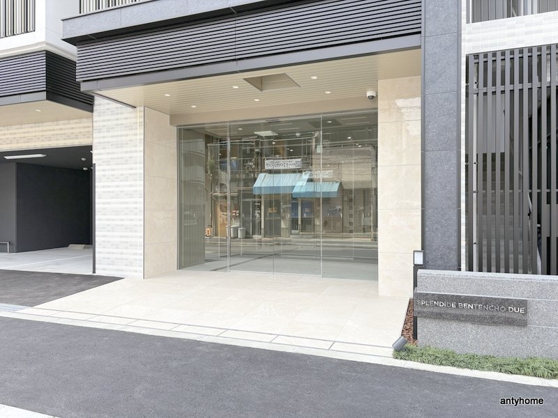 スプランディッド弁天町DUE　仲介手数料無料のエントランス
