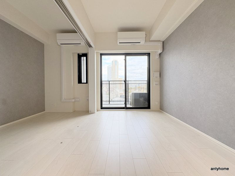 スプランディッド弁天町DUE　仲介手数料無料の居間・リビング