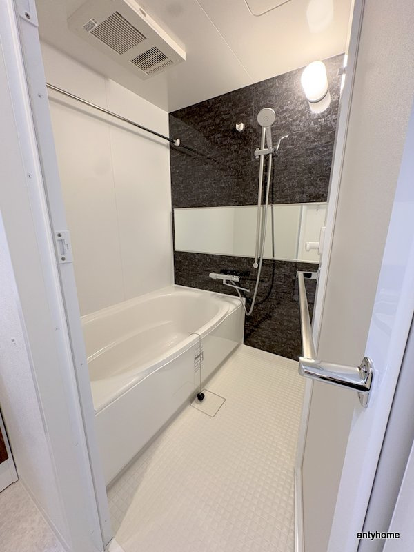 スプランディッド弁天町DUE　仲介手数料無料の浴室