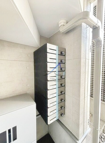 メゾンド・アヴェニール亀有のその他共用部分|集合ポストです。