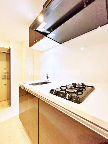 ディアレイシャス大須観音IIIのキッチン