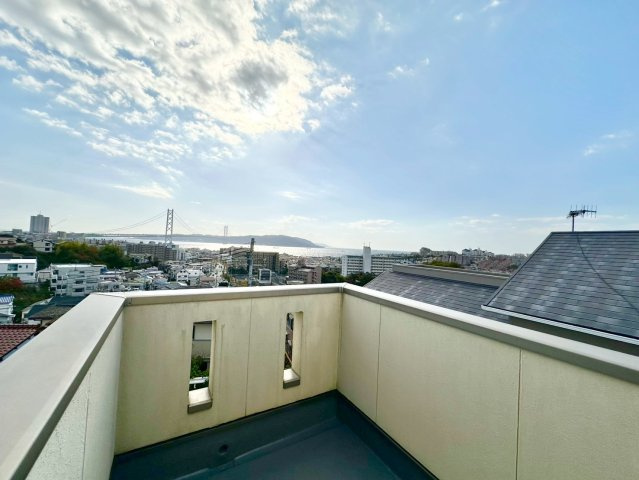 神戸市垂水区舞子坂3丁目の展望|椅子を置いて夜景を見てくつろいだり♪リラックス空間♪