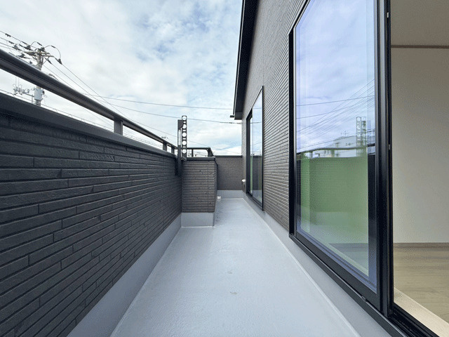 福室18期　2号棟のバルコニー
