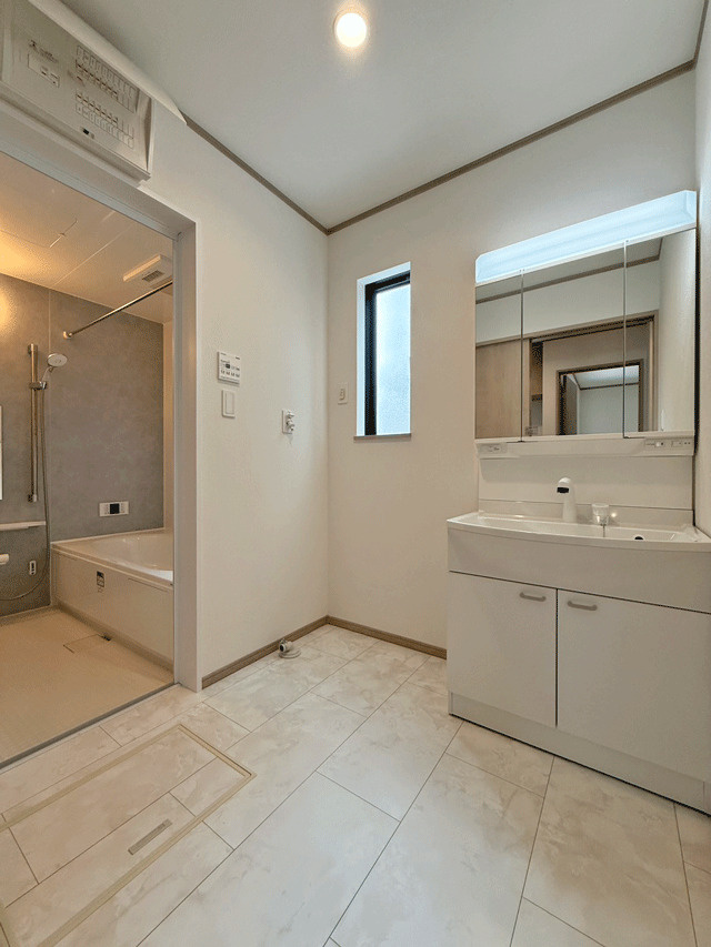 福室18期　2号棟の独立洗面台