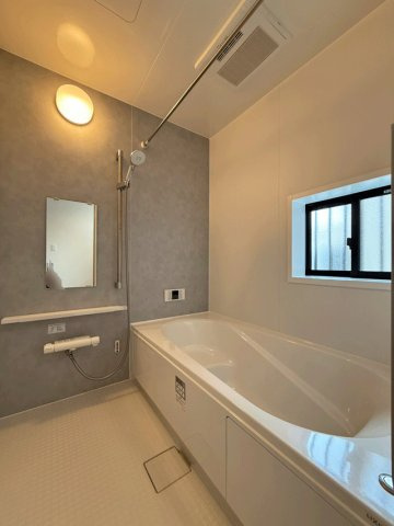 福室18期　2号棟の浴室