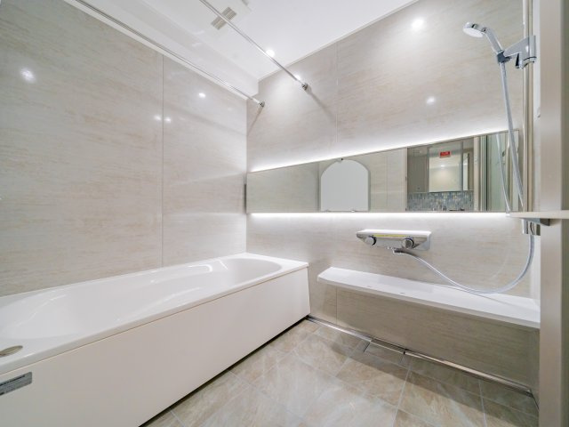 THE TOWERS DAIBA EASTの浴室