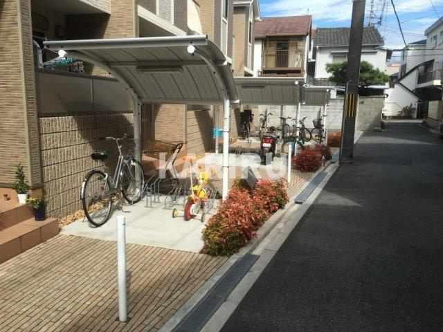 プレベール小路東のエントランス