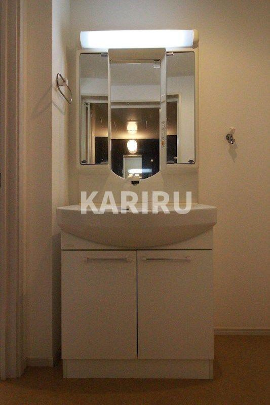 プレベール小路東の洗面所