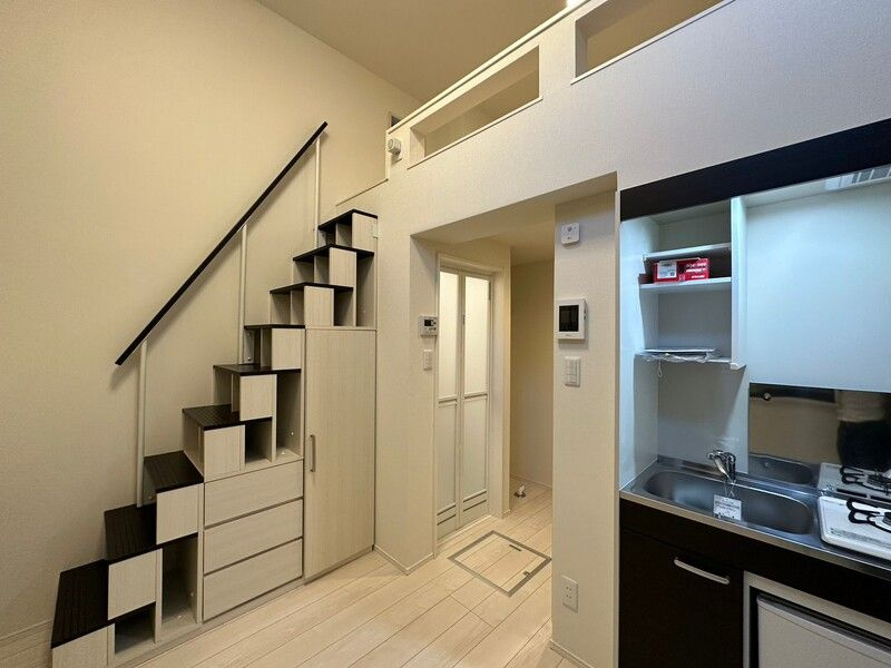 アゼリア東向島の居間・リビング