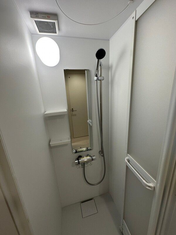 アゼリア東向島のシャワールーム