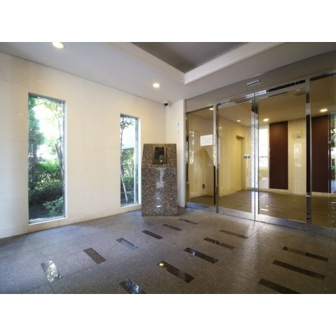 プレール・ドゥーク文京茗荷谷のエントランス