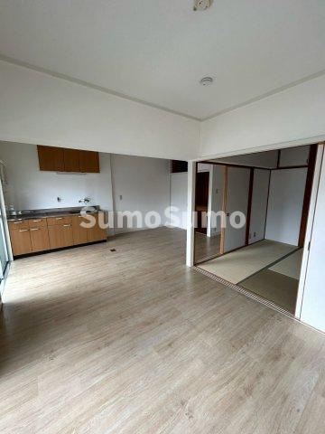 りばぁさいど多聞の居間・リビング|居間です