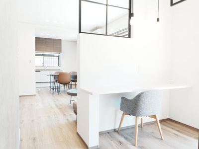 【居間・リビング】 | 鈴鹿市平田２丁目 | ＬＤＫ