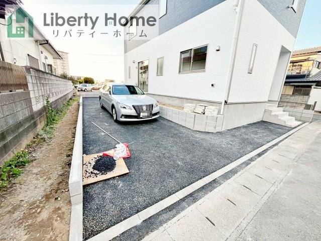 取手市宮和田第8　新築戸建の駐車場
