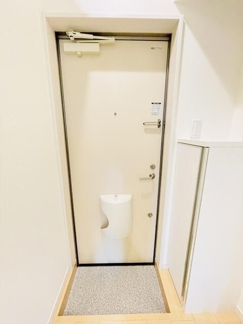 メイプルコート曳舟の玄関