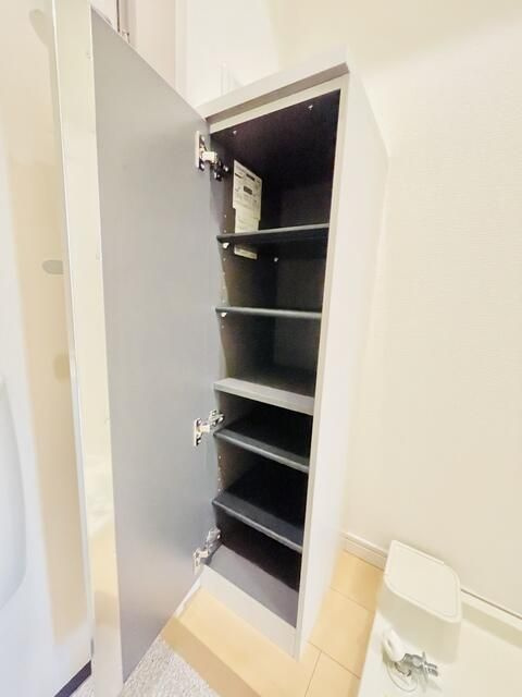 メイプルコート曳舟の収納|シューズボックス