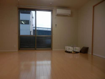 【居間・リビング】 | ウィステリアおおつ