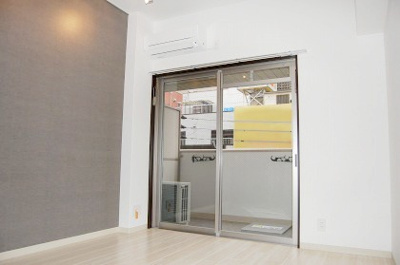 【洋室】 | ウエンズ東心斎橋