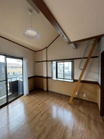 つつじハイツの居間・リビング