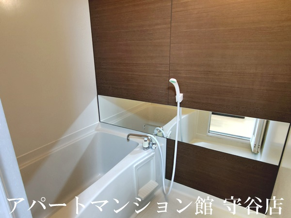 プルミエールエビハラ・パーソンズAの浴室