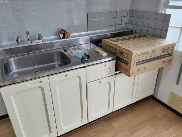 プルミエールエビハラ・パーソンズEのキッチン