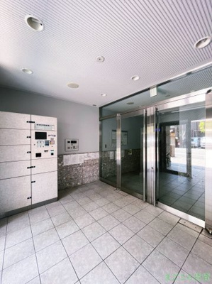 【エントランス】 | ラナップスクエア難波