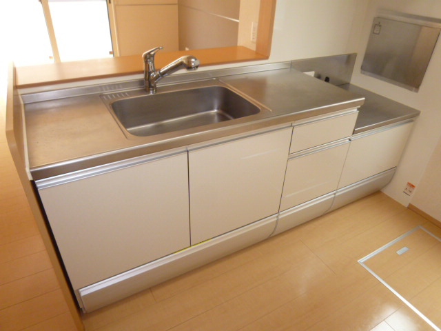 倉敷市北畝１丁目のアパートのキッチン